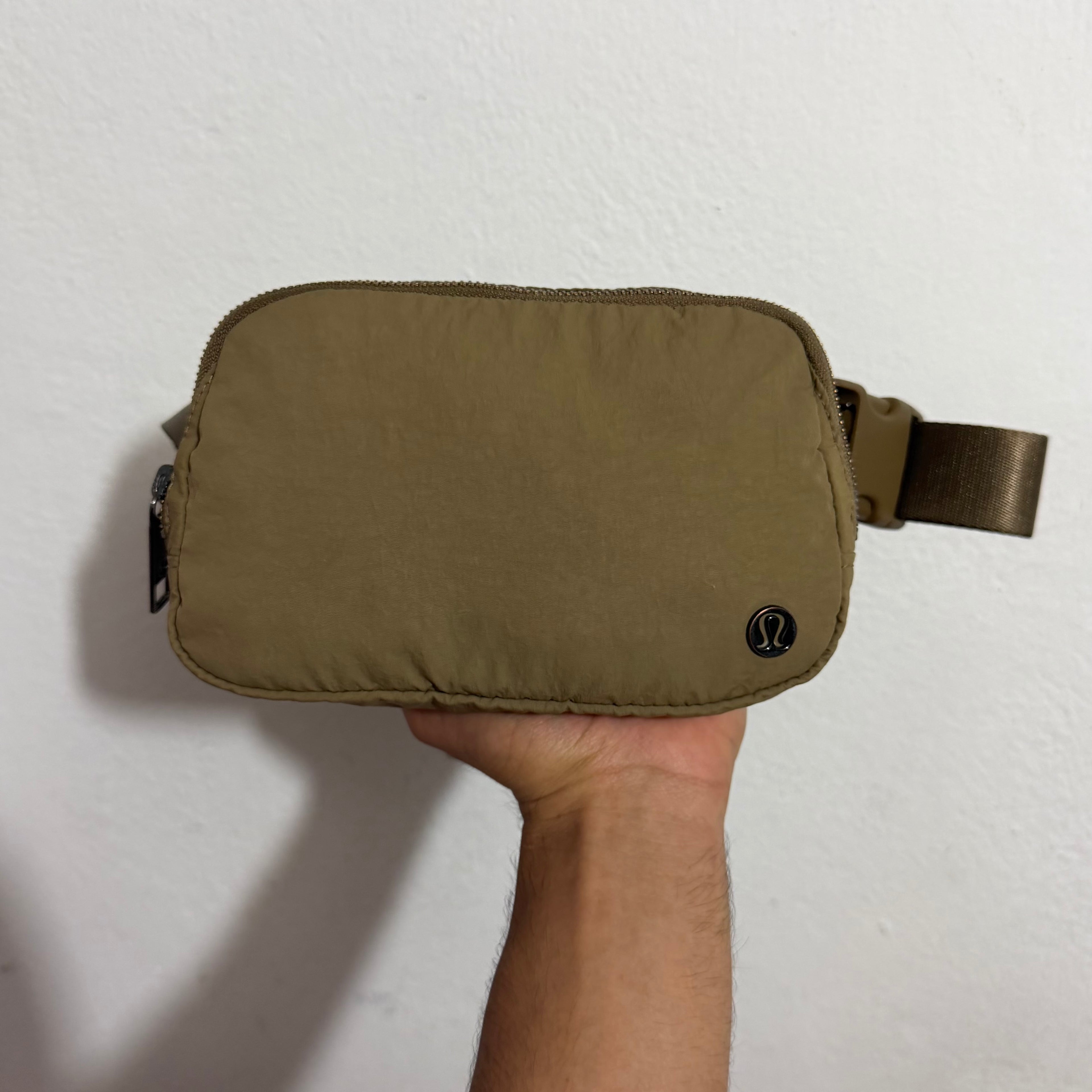 Cangurera Lululemon