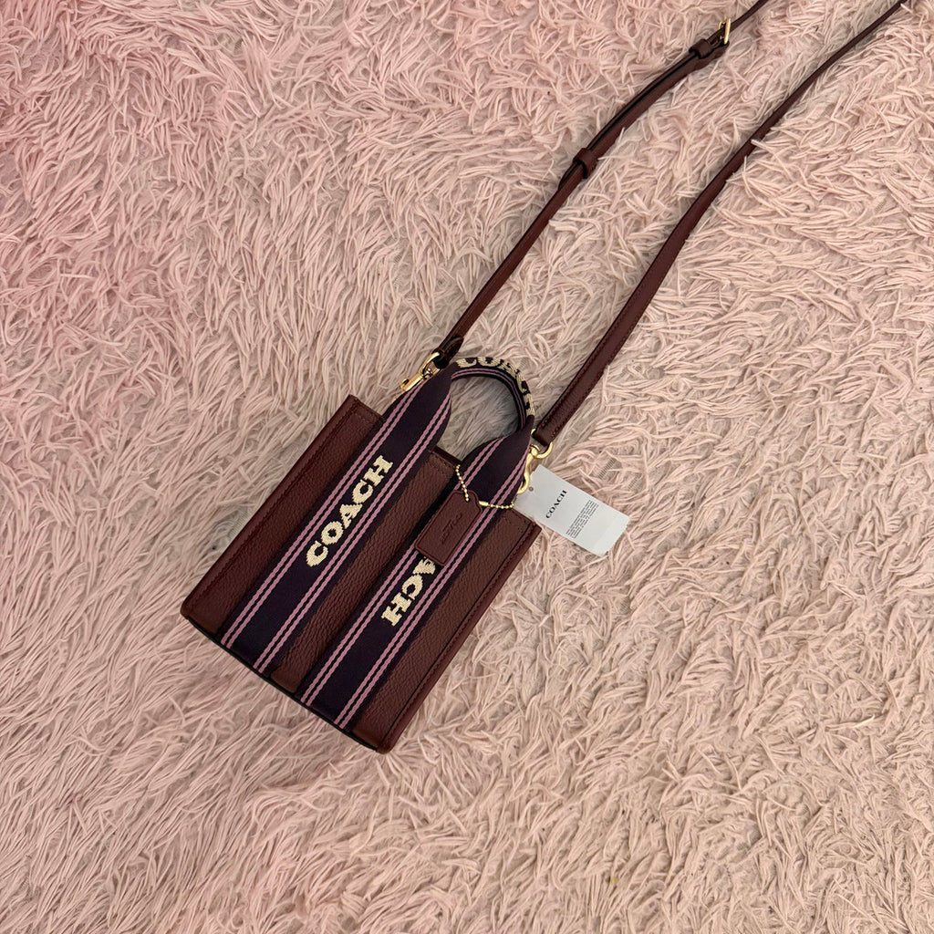 Crossbody Coach