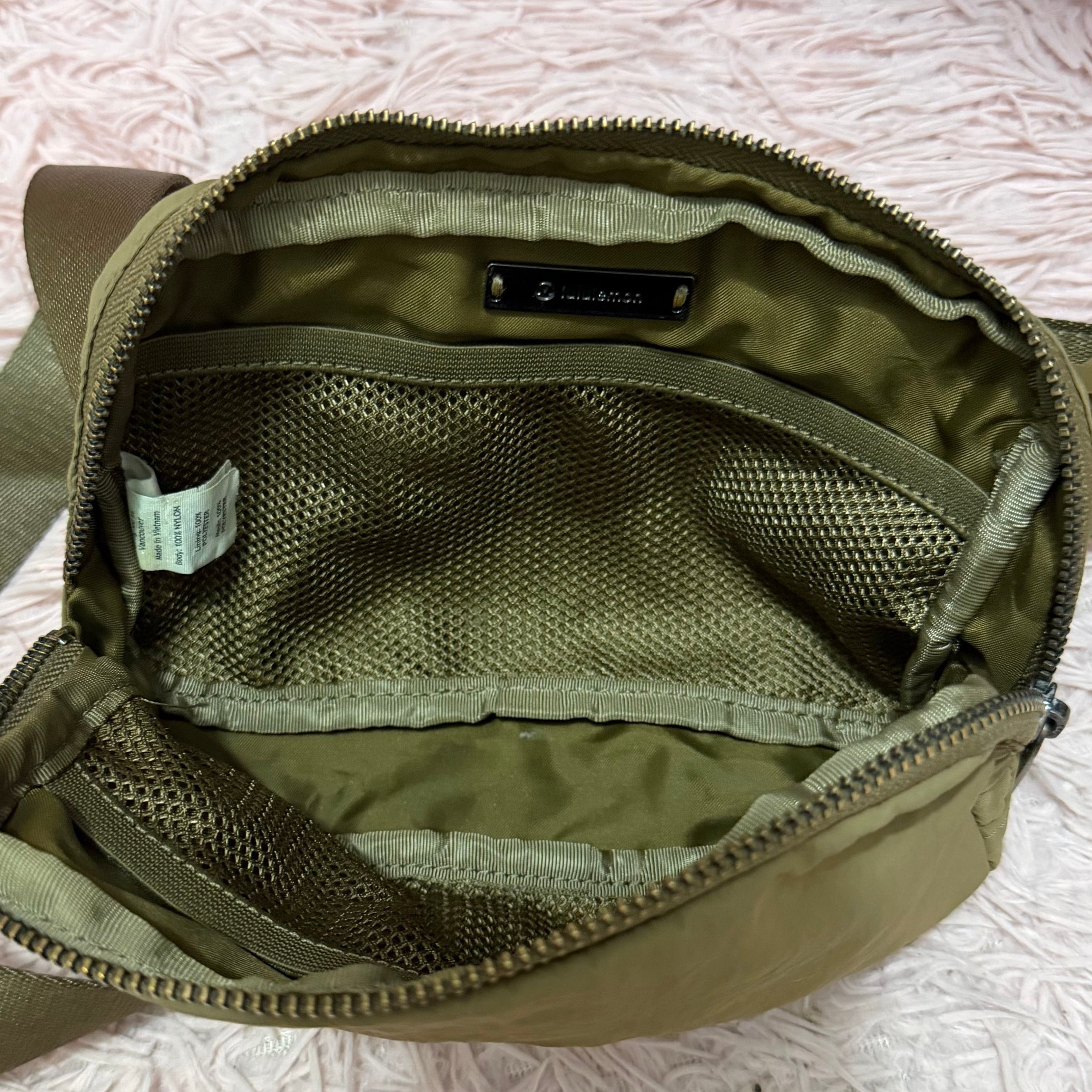 Cangurera Lululemon