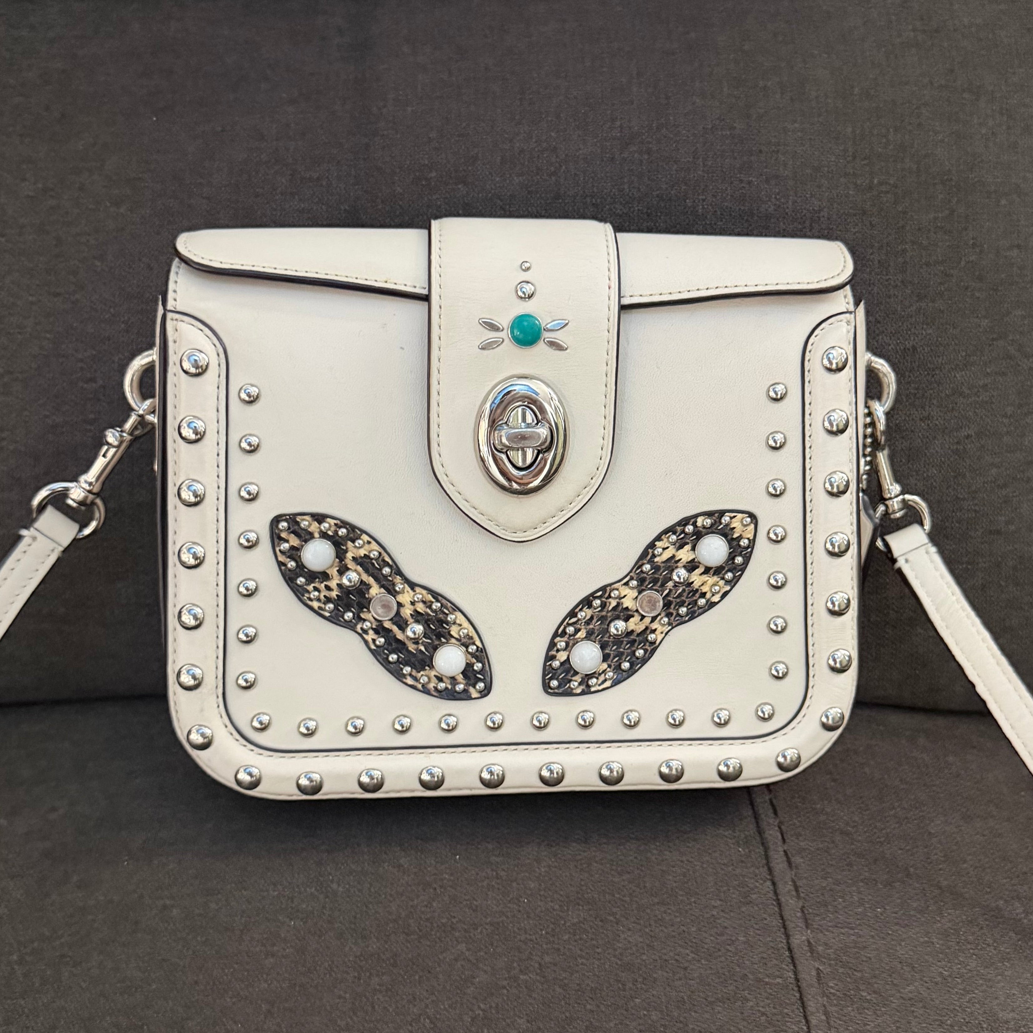 Crossbody Coach