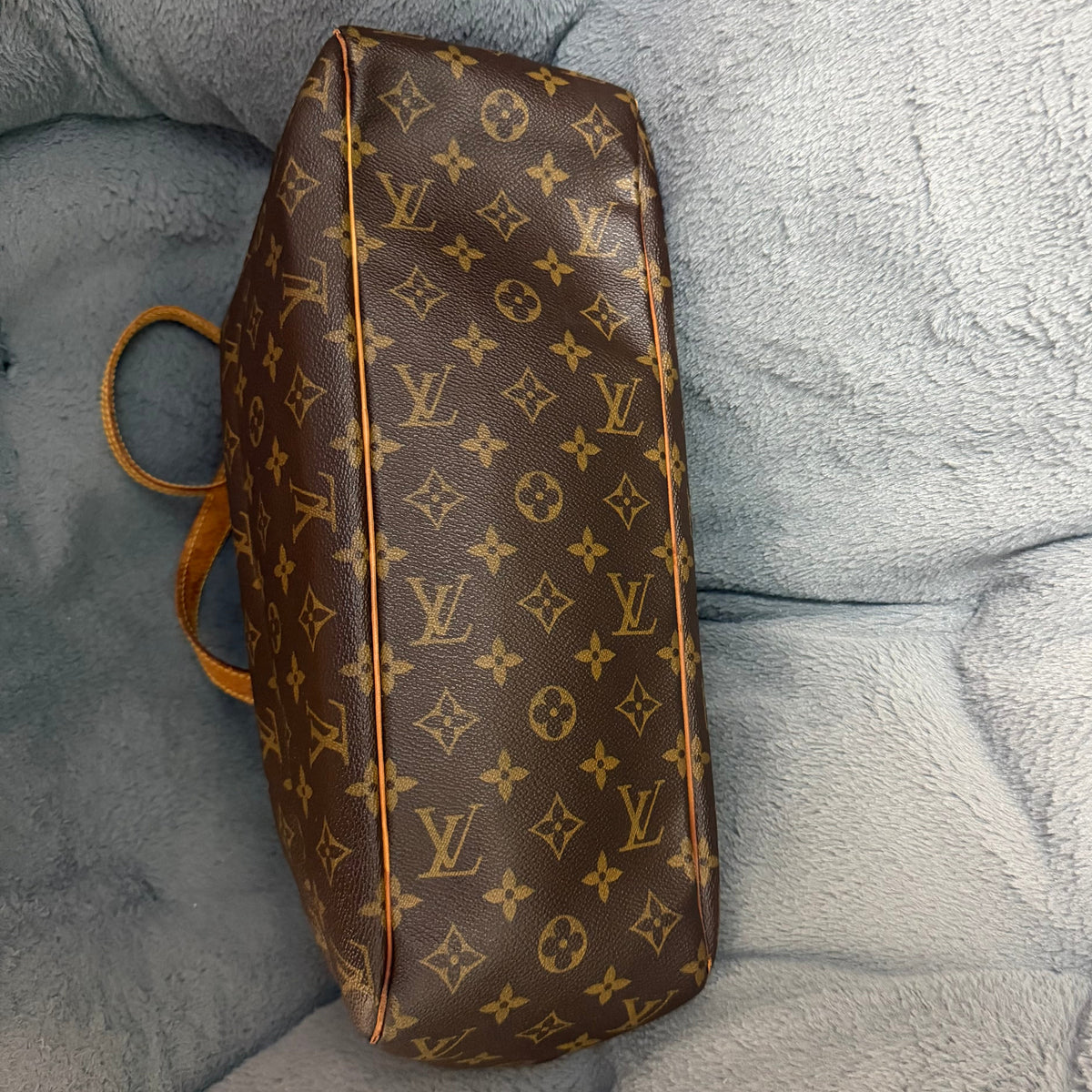 Louis Vuitton tote Batignolles