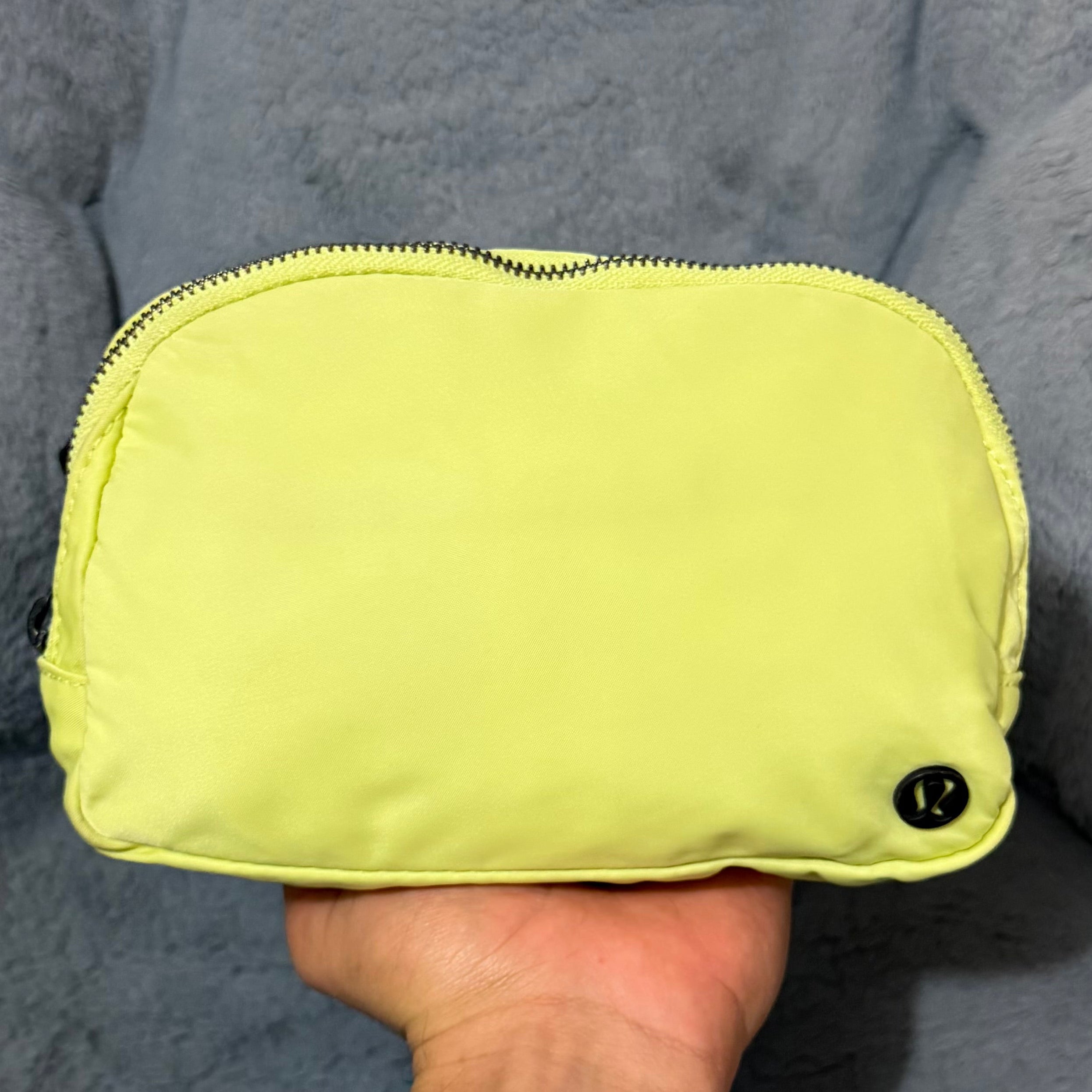 Cangurera Lululemon