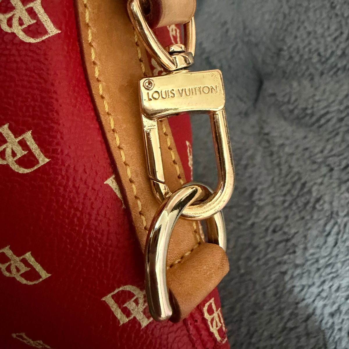 Bolsa Dooney and Bourke