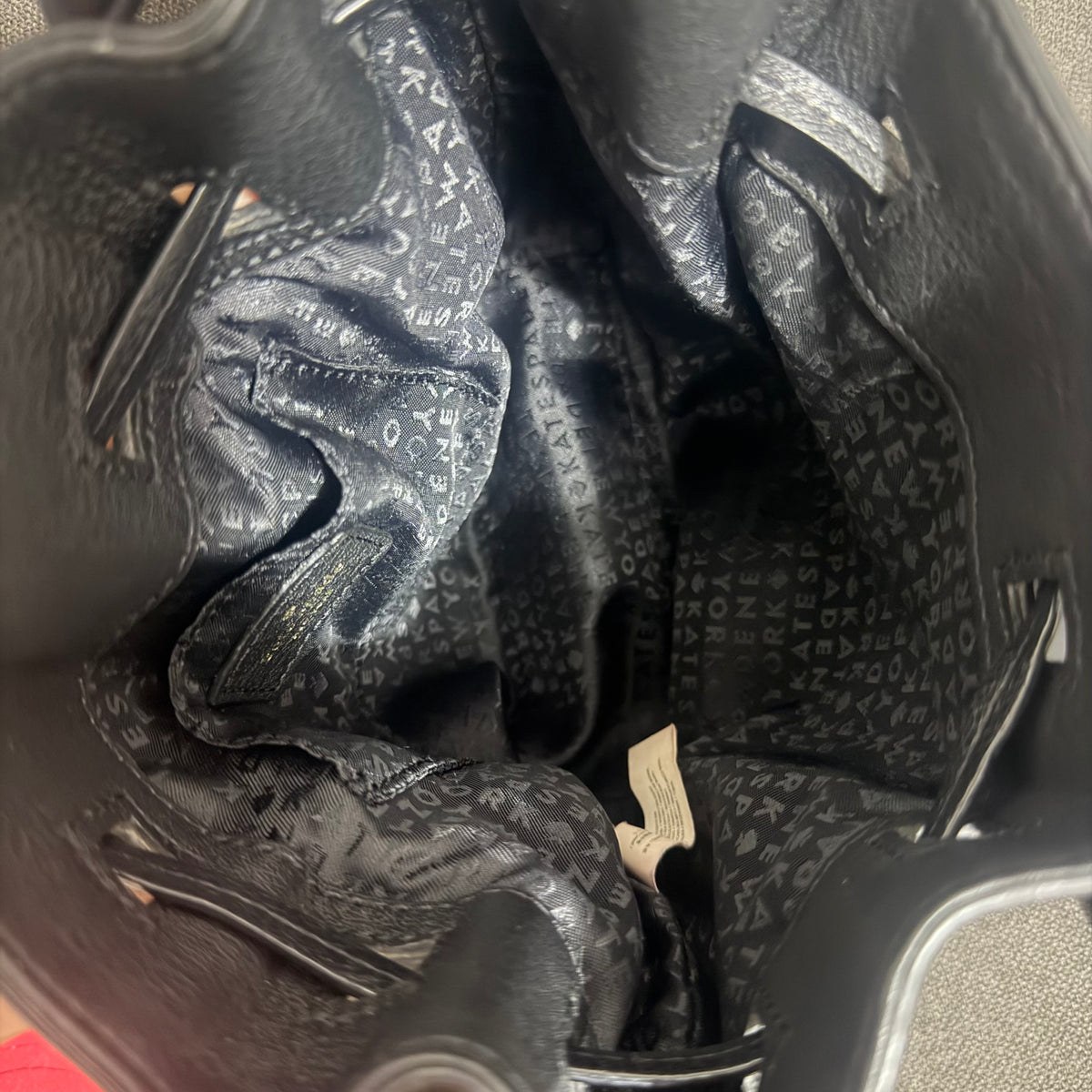 Kate Spade Bucket de piel