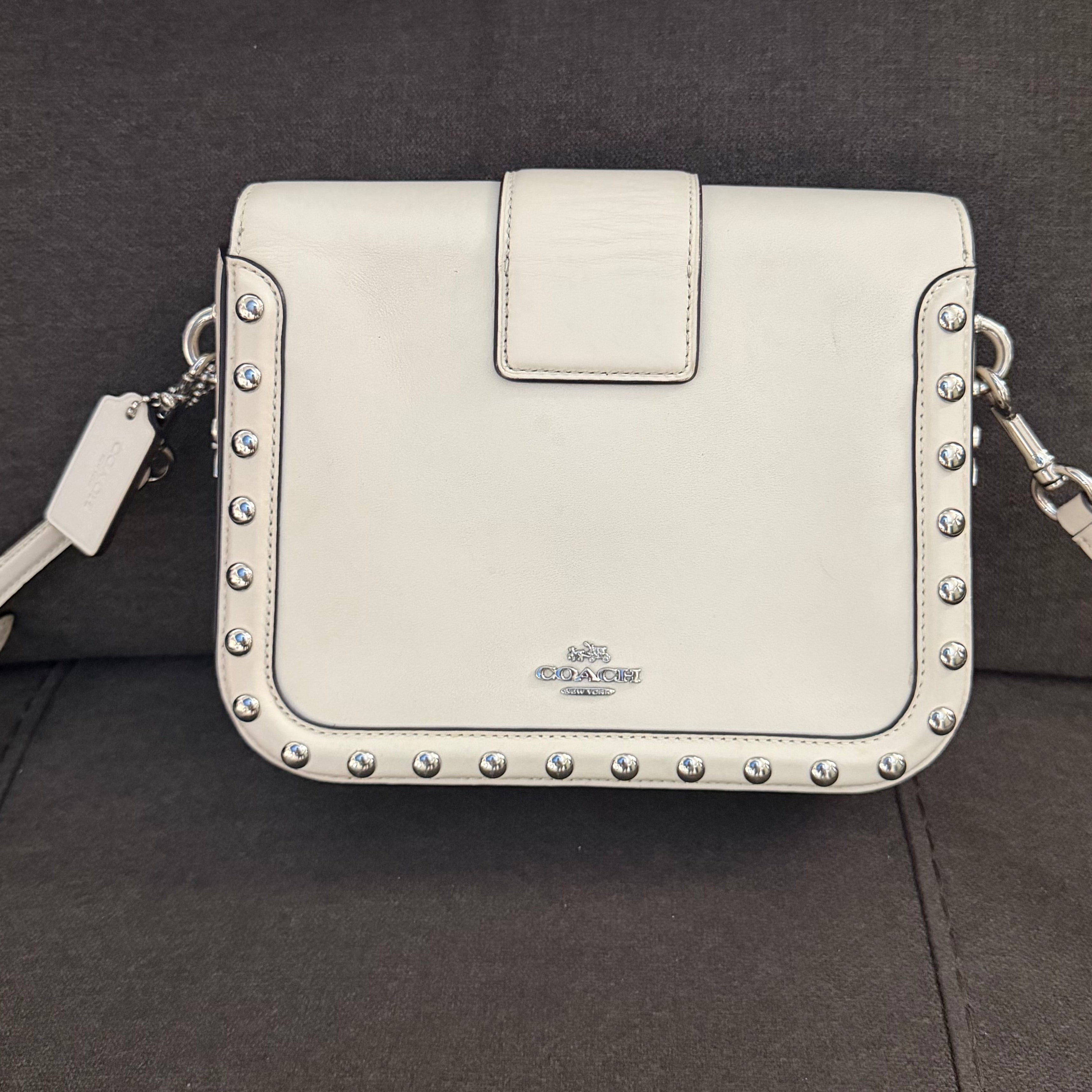 Crossbody Coach