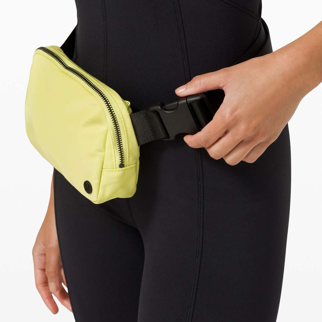 Cangurera Lululemon