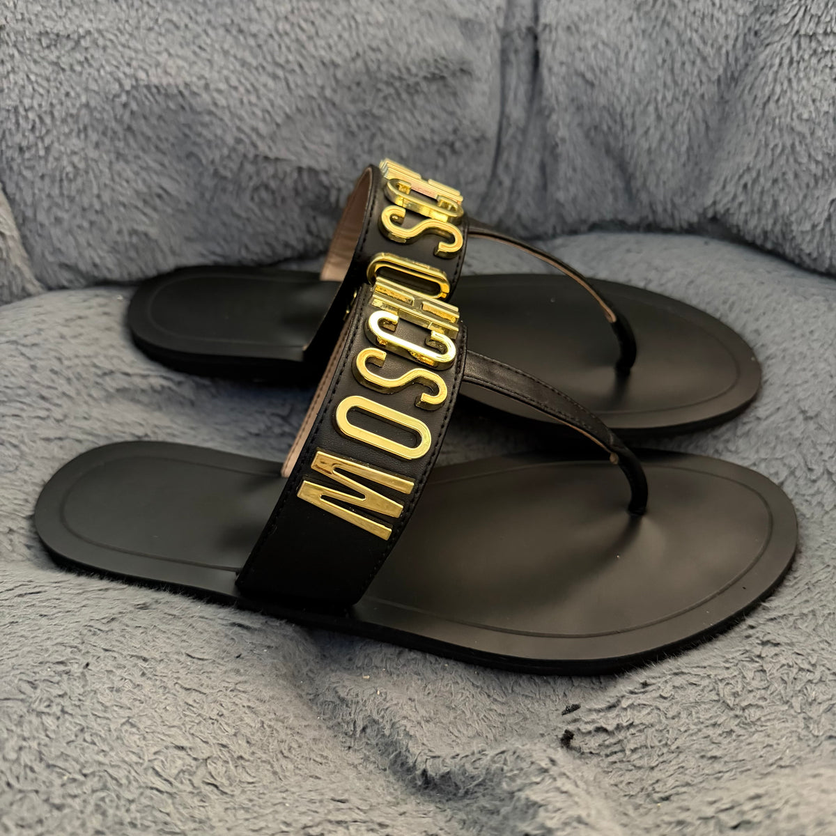 Sandalias Moschino